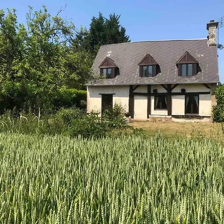 Daisy With Seasonal Swimming Pool * Le Mesnil-Gilbert