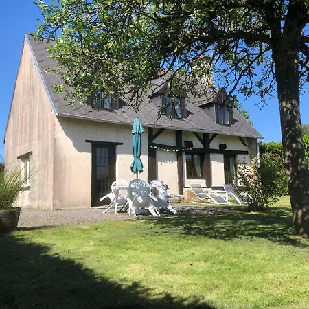 Daisy With Seasonal Swimming Pool